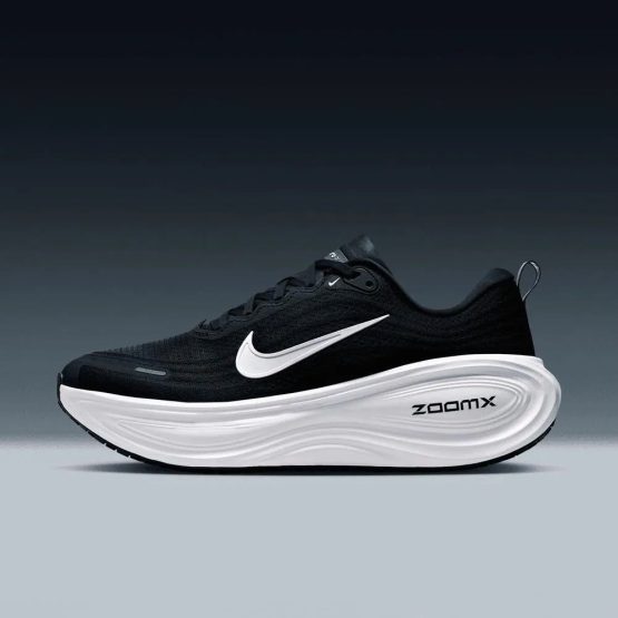 NIKE VOMERO